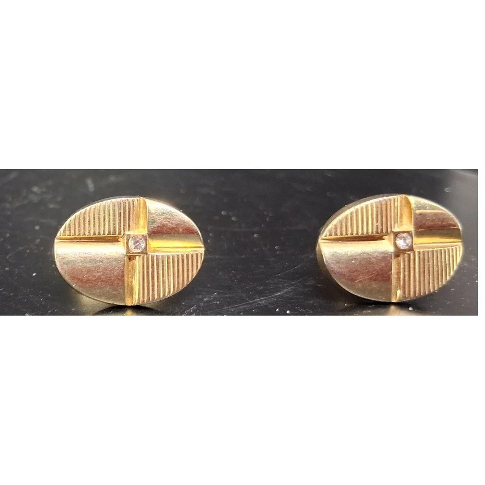 Vintage Gold Tone Oval Textured Rhinestone Mid Century Toggle Back Cufflinks Men
